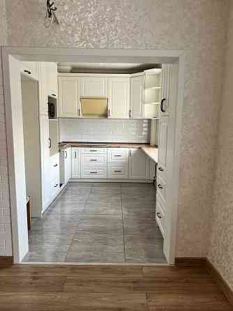 Продається 3-х кімнатна квартира (Макулан) Військове містечко-35. Кривой Рог