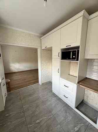 Продається 3-х кімнатна квартира (Макулан) Військове містечко-35. Кривой Рог