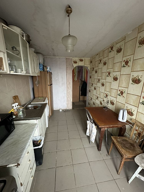 Продам простору трикімнатну квартиру в хорошому районі міста Ирпень - изображение 4