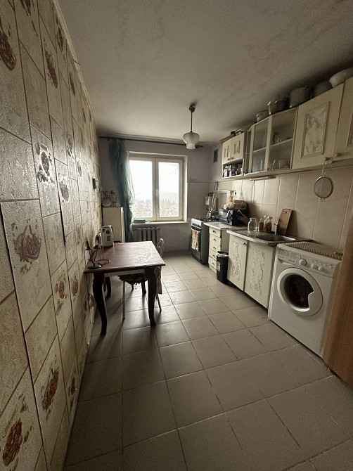 Продам простору трикімнатну квартиру в хорошому районі міста Ирпень - изображение 6