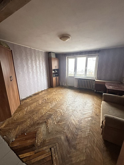 Продам простору трикімнатну квартиру в хорошому районі міста Ирпень - изображение 2