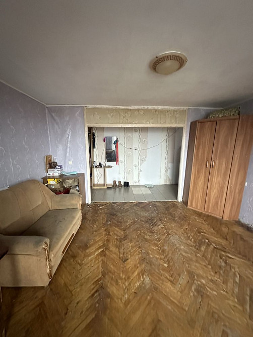 Продам простору трикімнатну квартиру в хорошому районі міста Ирпень - изображение 3