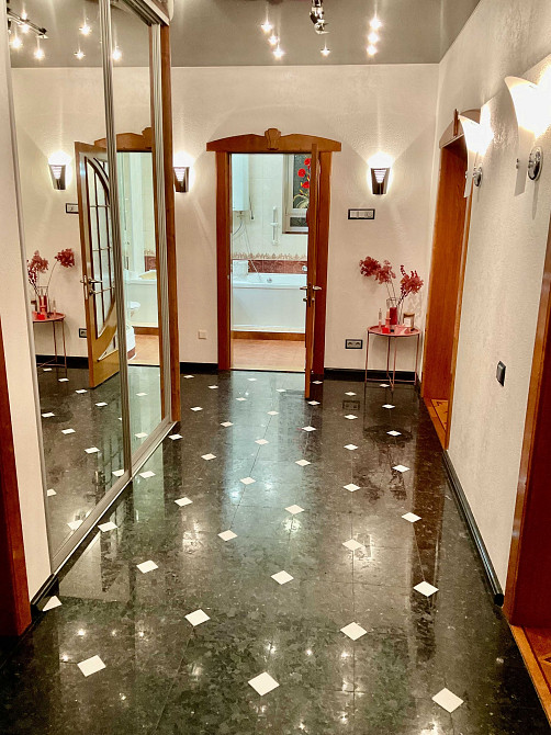 Продам свою 4 кімнатну квартиру в центрі, Нагорка, вул. Чернишевського Дніпро - зображення 2