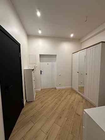 Продам новострой 1 кв. ЖК Балакирева, П.Поле, ул.Балакирева 17 Харьков