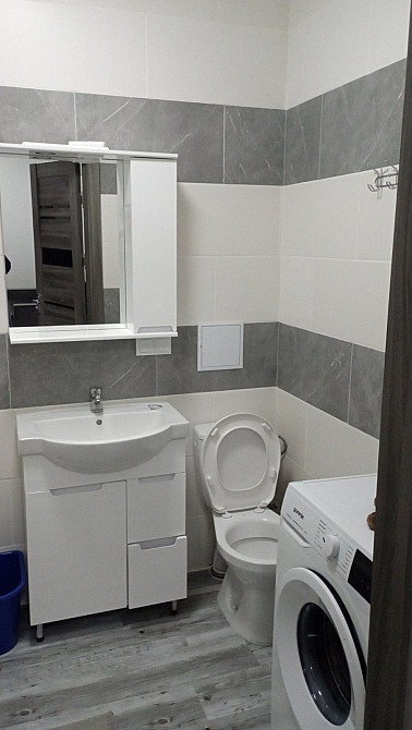 1 кім кв. Студія і спальня.  Неподалік від метро. Киев - изображение 8