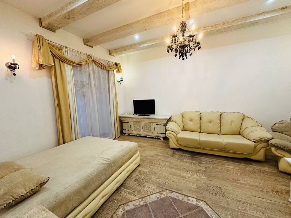 Оренда однокімнатної квартири в центрі міста  Вул. Театральна Львов - изображение 2