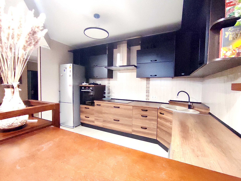 Сдам стильную и просторную квартиру в Аркадии. 120 м2. Одна спальня Одесса - изображение 7