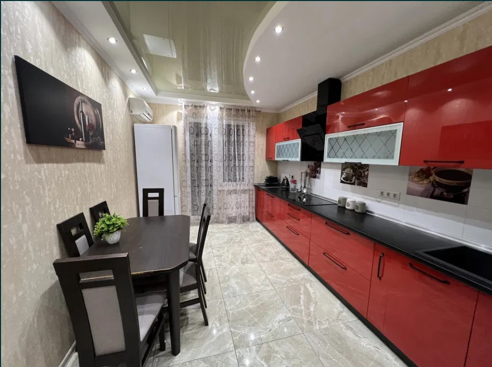 Квартира з дизайнерським ремонтом, Масив Райдужний Одесса - изображение 1