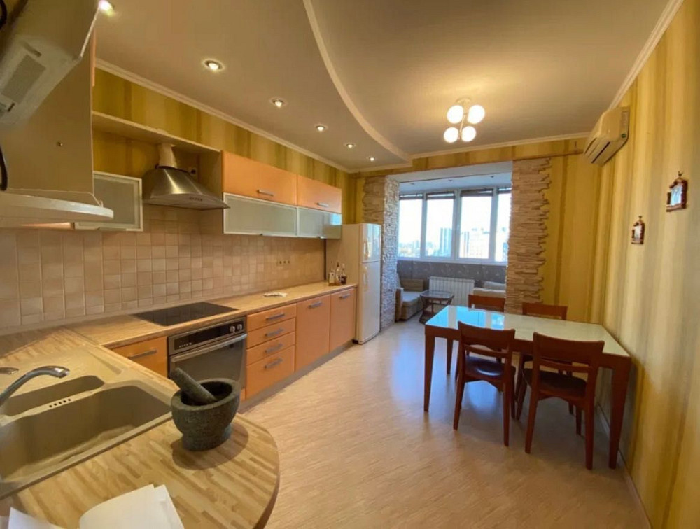 3-к.кв.Харьковское шоссе 58а ст.м Позняки Ревуцкого Дарницкий район Kyiv - photo 1