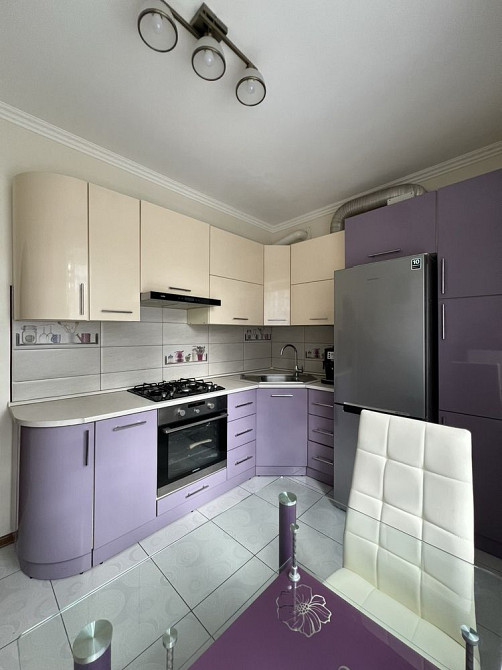 Центр міста! Велика 1 к квартира з ремонтом Ирпень - изображение 1