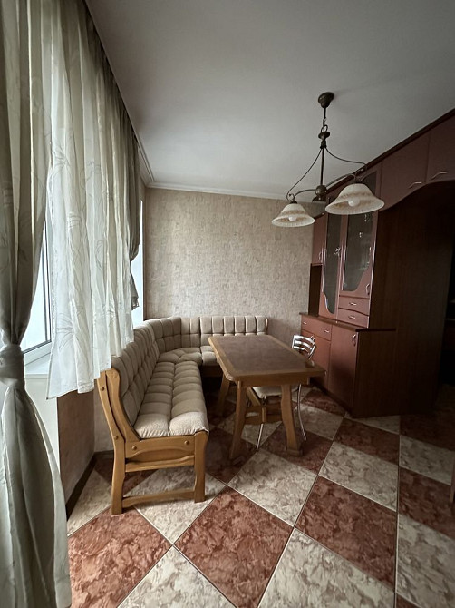 Продаж великої 4к квартири з гаражем та кладовою Черніїв - зображення 4