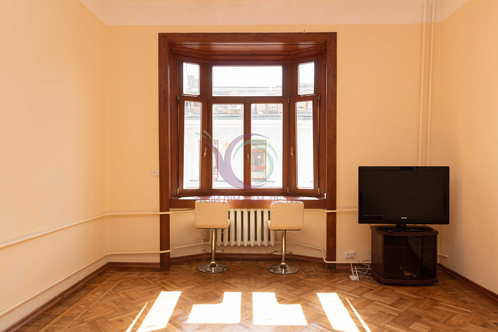 1-к. квартира з ремонтом, меблями та технікою за вул. Університетська Черновцы - изображение 6