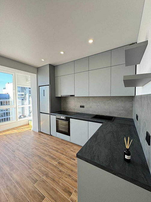 1-кімнатна+вітальня у Центрі. ТЕРМІНОВИЙ продаж Івано-Франківськ - зображення 1