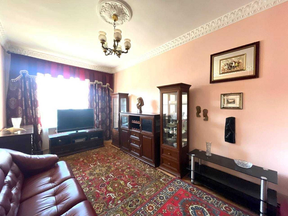 Без% Продаж 3К Велика Васильківська 29 Площа Українських Героїв Центр Київ - зображення 3