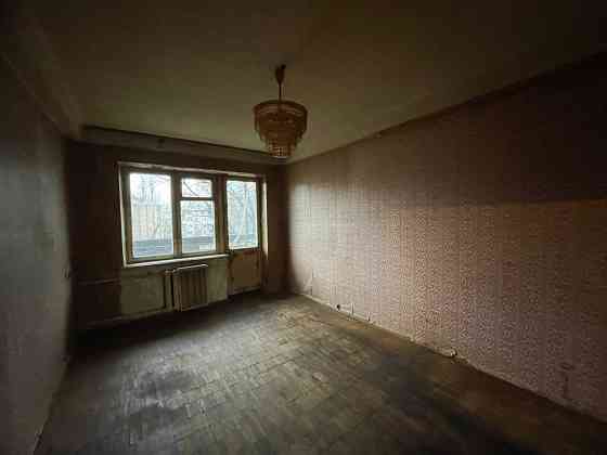 Продам 2 к. квартиру, с.м. Дарниця, Будівельників Київ