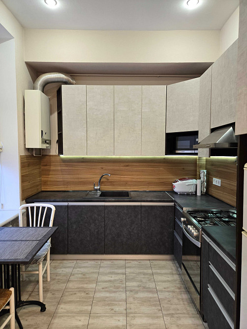 2-к квартира, центр, вул. Велика Васильківська 24, пл. Толстого Киев - изображение 1