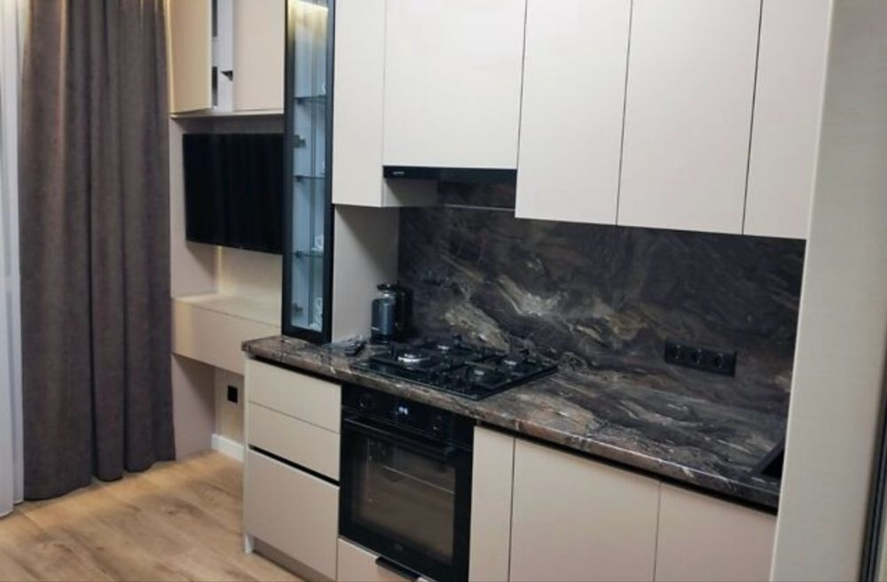 Срочно аренда 1ком.квартиры ЖК Фаворит Житомир - изображение 2