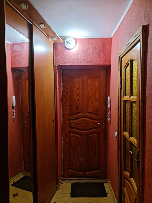 Здам 1- но кімнатну квартиру , р-н Черемушки . Коростень - изображение 7