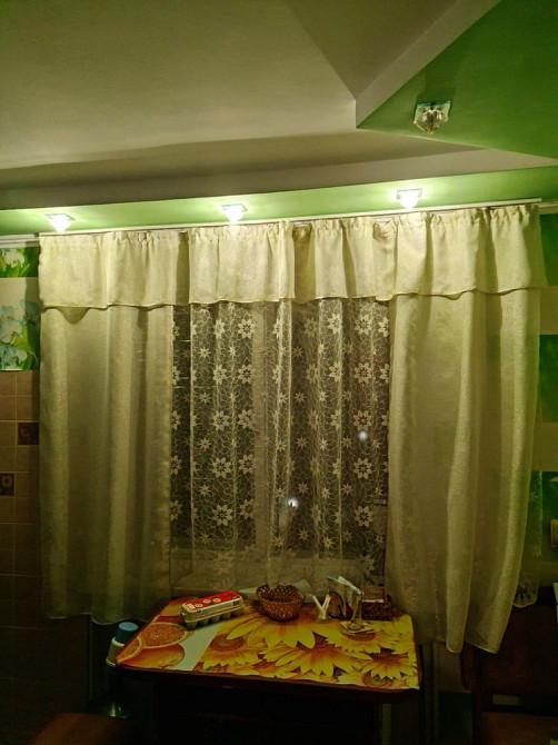 Здам 1- но кімнатну квартиру , р-н Черемушки . Коростень - изображение 5