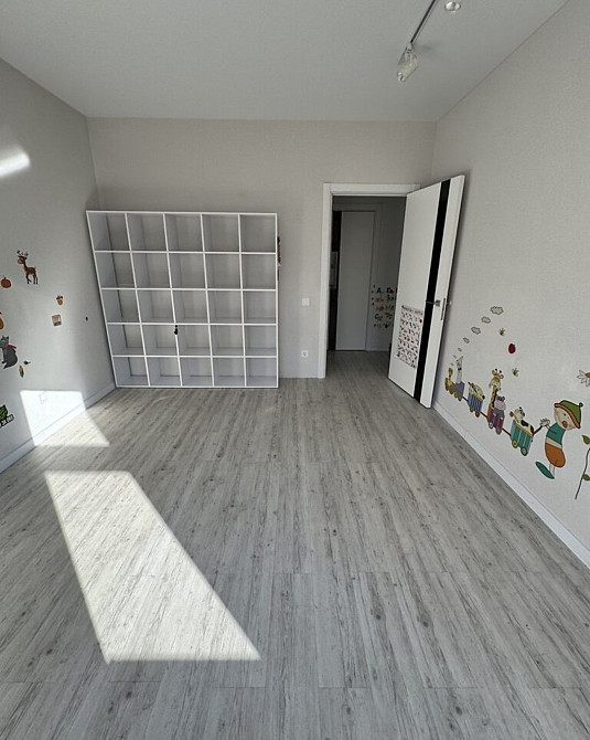 Велика Квартира ЖК Нивки Парк метро Берестейський проспект Святошин Київ - зображення 4