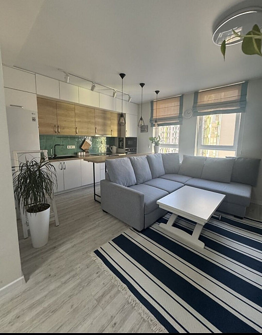 Велика Квартира ЖК Нивки Парк метро Берестейський проспект Святошин Київ - зображення 1