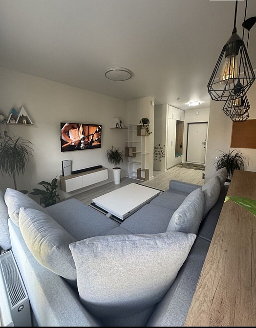 Велика Квартира ЖК Нивки Парк метро Берестейський проспект Святошин Київ - зображення 2