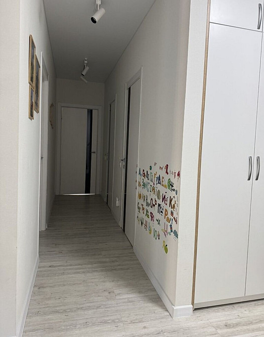 Велика Квартира ЖК Нивки Парк метро Берестейський проспект Святошин Київ - зображення 7