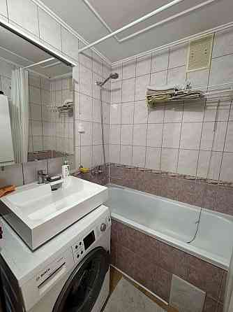 Срочно 3ком.квартира с видом  на башню Житомир