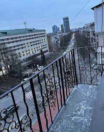 Квартира з ремонтом в Центрі міста Печерськ Дружби Народів Інвестиція Київ