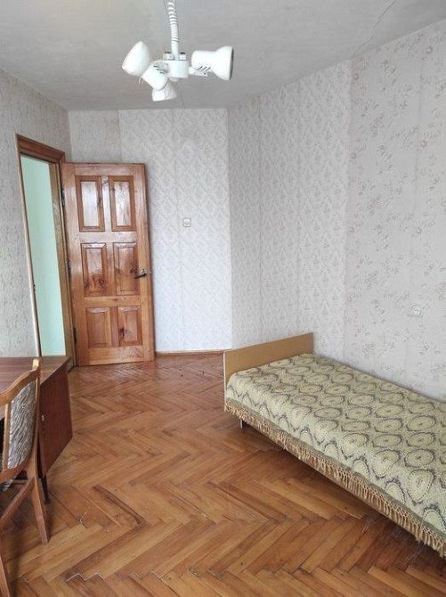 Власник. Центр біля готелю Мир Ровно - изображение 5