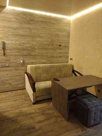 Сдам 2 ком квартиру на Бочарова Одесса