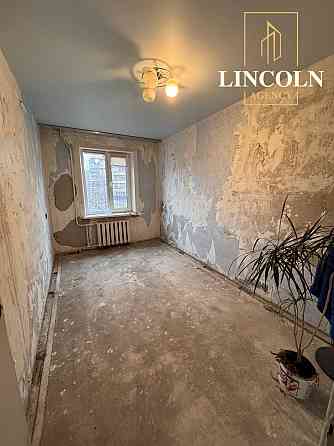 БЕЗ%, 64м², Тичини, Березняки, Русанівка, Ентузіастів, Тельбін Київ