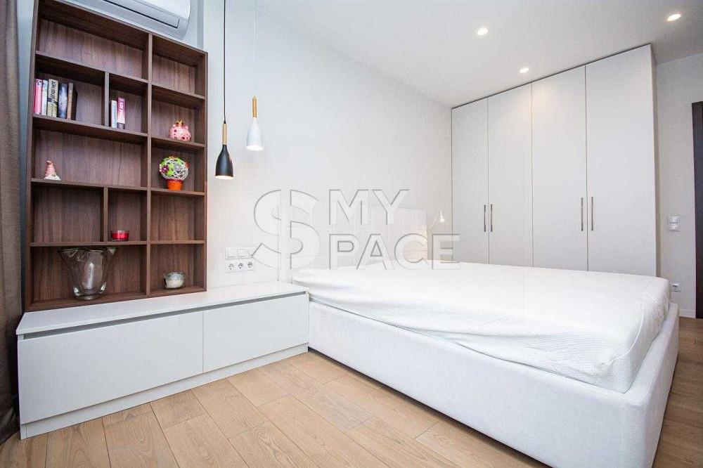 3к 102м2 біля метро вулиця Вірменська 6 Харківська Позняки Київ - зображення 4