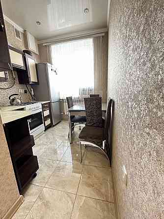 Продам 2-х кімнатну квартиру в центрі сталінка Луцк