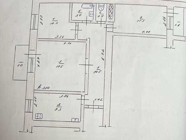 Трикімнатна квартира в центрі міста Хмельницький - зображення 6