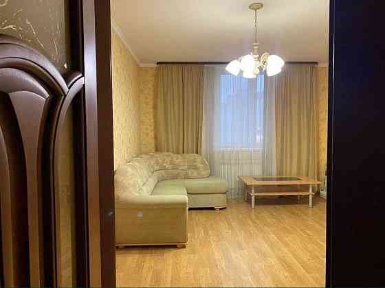 Оренда 3-х кімн. квартири Гмирі 6, метро Позняки, Осокорки, ГЕНЕРАТОР! Kyiv