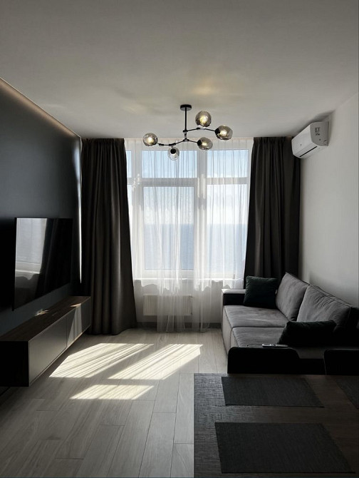 Терміново! Гарна в ЖК Малахіт Киев - изображение 1