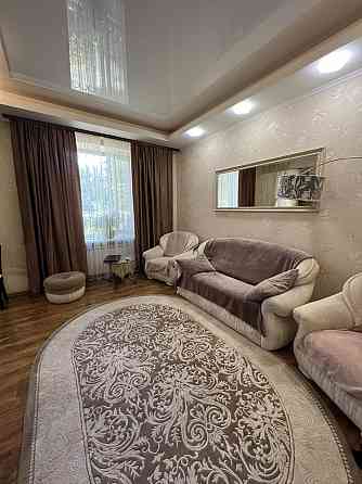 Аренда 2 ком кв на Маяковского с мебелью и техникой Запоріжжя