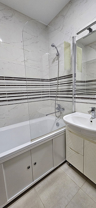 Сдам квартиру Академика Павлова Гвардейцев-широнинцев и Стуса Харьков - изображение 2