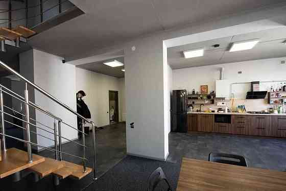 Мечникова-К.Левицького. Ближній центр. Дворівнева. Світло НЕ вимикають Львов