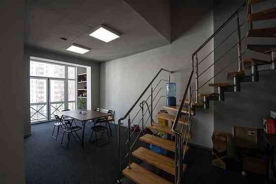 Мечникова-К.Левицького. Ближній центр. Дворівнева. Світло НЕ вимикають Львов