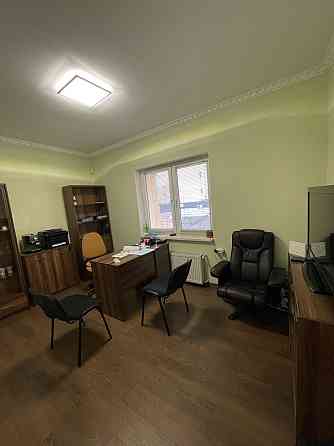 Оренда 3-х кімнатна | Під офісне приміщення| Вул. Корятовича Ужгород