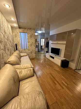 Реальная 3-ка на Алексеевке, Людвига Свободы 46, метри Победа 3 мин Харків