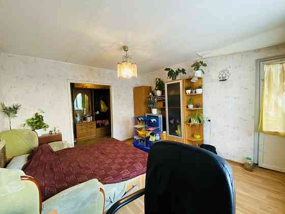 Продам 2-к квартиру, Чешка  по ул Немировича Данченко, район Исполкома Дніпро