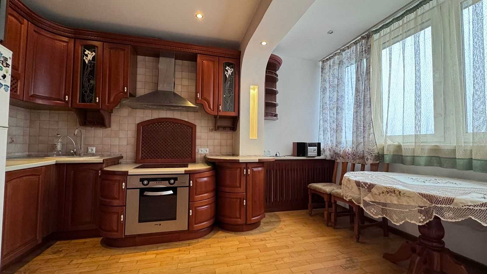 Без% 3-кімнатка квартира Лисківська 18а, Троєщина, Бальзака Київ - зображення 1