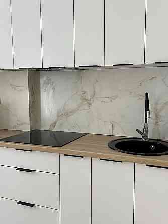 Здається в оренду гарна студія в новобудові Ужгород