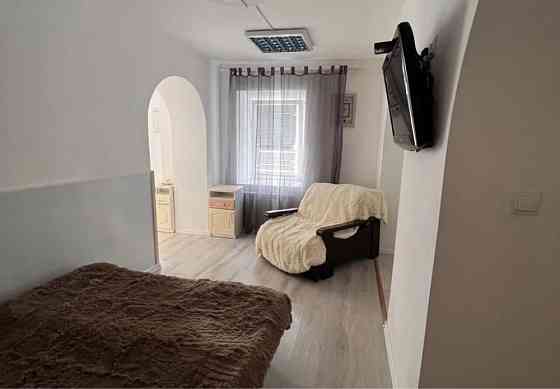 Соборна/Маріупольська Оренда 2к квартири 1 поверх з 2 Николаев