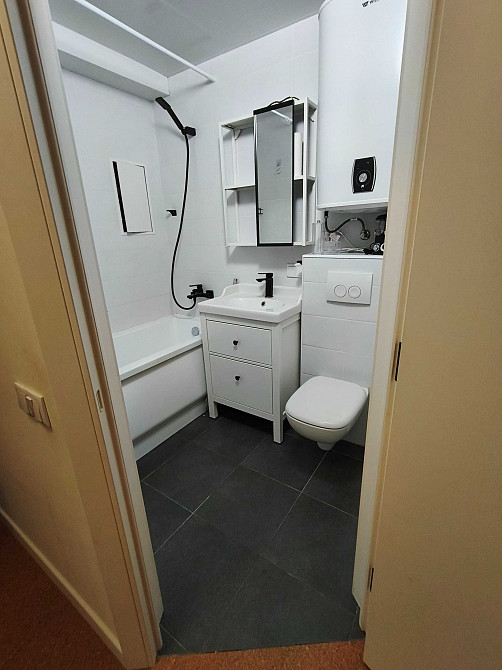 Оренда 2к студія бульвар Леси Українки 20/22 метро Печерська, Печерськ Kyiv - photo 5