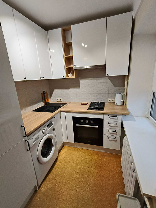 Оренда 2к студія бульвар Леси Українки 20/22 метро Печерська, Печерськ Kyiv - photo 2