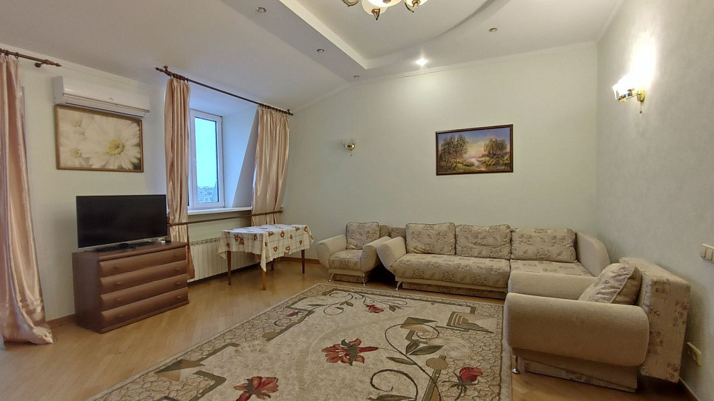 Оренда 2х кімнатної на Подолі, Турівська 24, метро Тараса Шевченка Киев - изображение 3